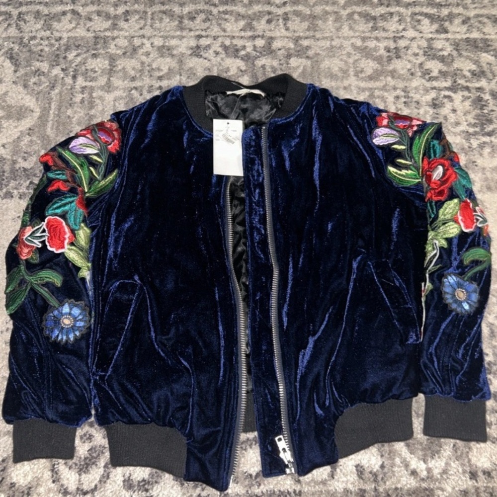 Hot & Delicious Size: S Navy blue and Multi Colored Pattern